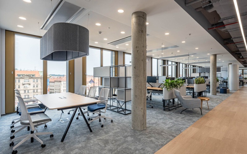 Bí Quyết Cải Tạo Văn Phòng Tiết Kiệm Chi Phí 2025 2 cải tạo văn phòng