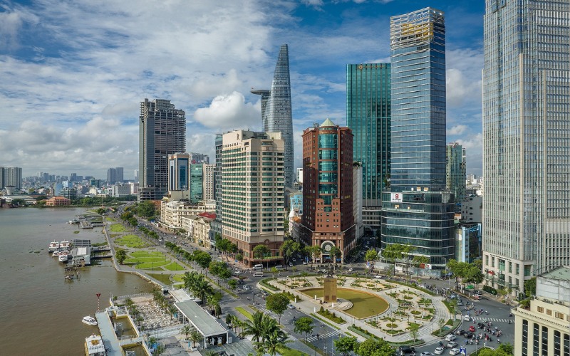 Thuê Mặt Bằng Văn Phòng Làm Việc: Đừng Để Mắc 3 Sai Lầm Này! 2 mặt bằng văn phòng làm việc